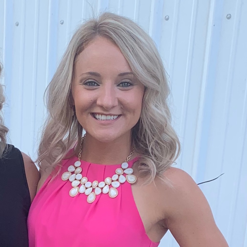 Meet your Posher, Kelly